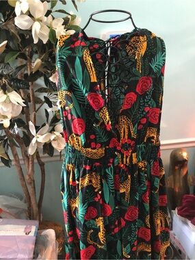 Black Floral & Leopard Print Lace-Up LOW V  Waist Dress